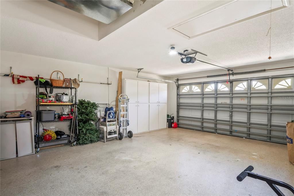 Activo con contrato: $389,000 (3 camas, 2 baños, 1749 Pies cuadrados)