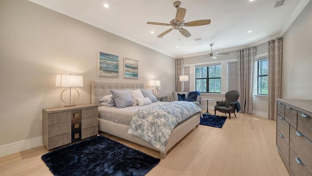 For Sale: $1,475,000 (3 beds, 3 baths, 2932 Square Feet)