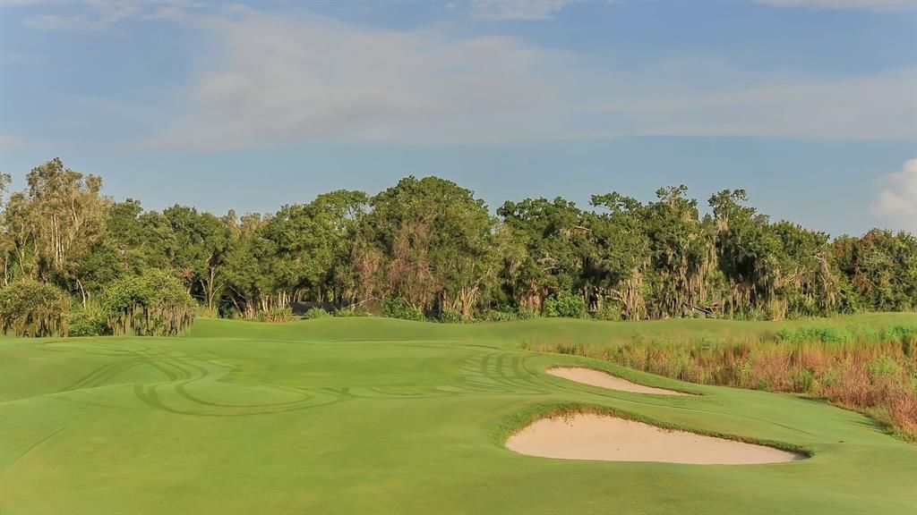 For Sale: $1,475,000 (3 beds, 3 baths, 2932 Square Feet)