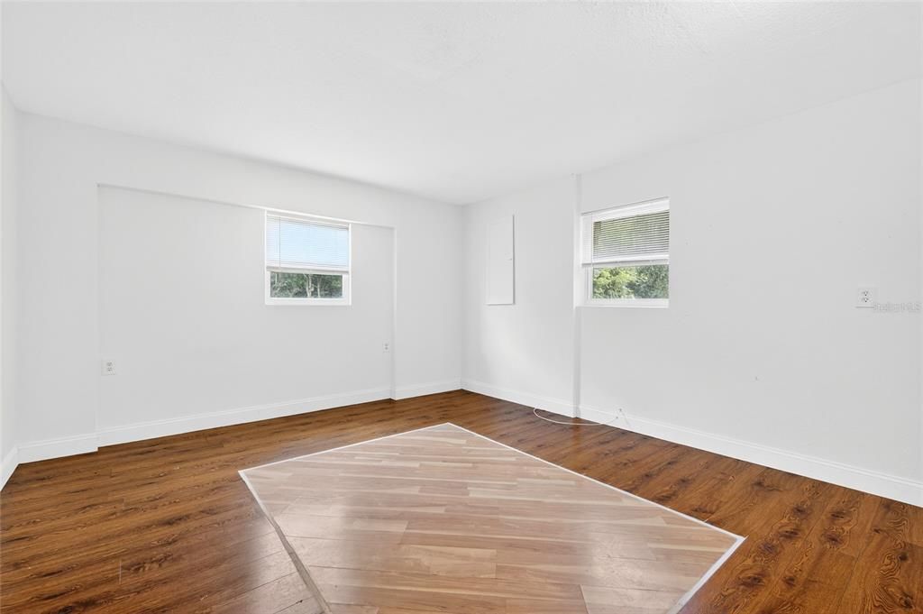 待售: $219,900 (3 贝兹, 2 浴室, 1476 平方英尺)