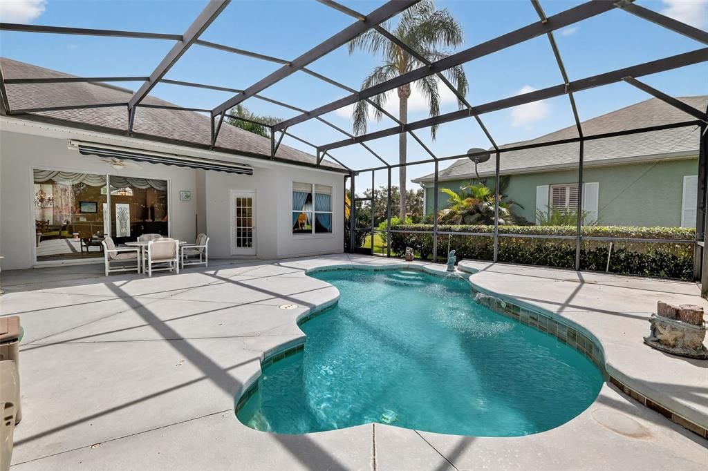 For Sale: $399,000 (2 beds, 2 baths, 2383 Square Feet)