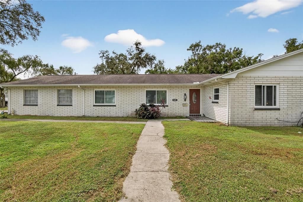 Recientemente alquilado: $2,800 (4 camas, 2 baños, 1820 Pies cuadrados)