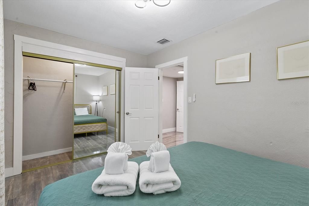 En Venta: $525,000 (5 camas, 3 baños, 2060 Pies cuadrados)