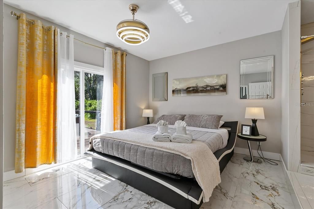 En Venta: $525,000 (5 camas, 3 baños, 2060 Pies cuadrados)