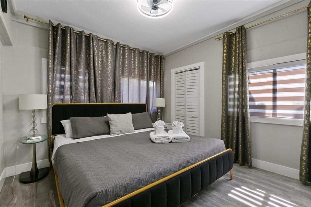 En Venta: $525,000 (5 camas, 3 baños, 2060 Pies cuadrados)