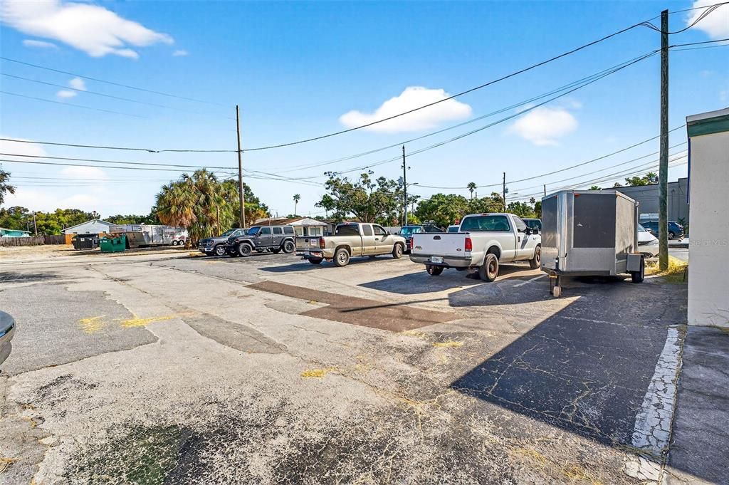 Activo con contrato: $1,200,000 (0 camas, 0 baños, 10670 Pies cuadrados)