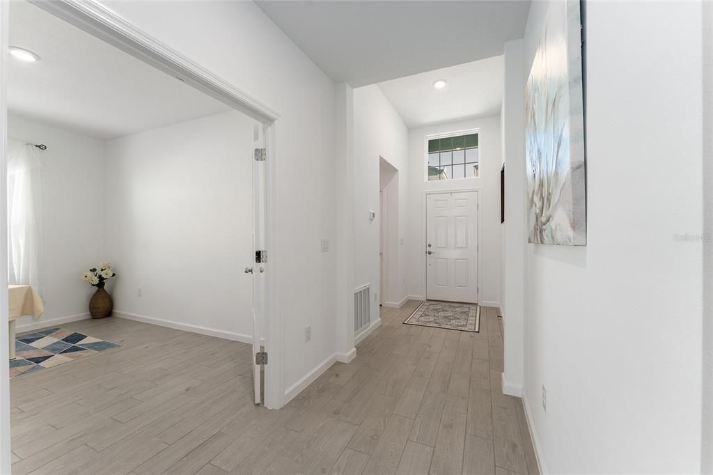 В аренду: $2,200 (3 спален, 3 ванн, 2039 Квадратных фут)