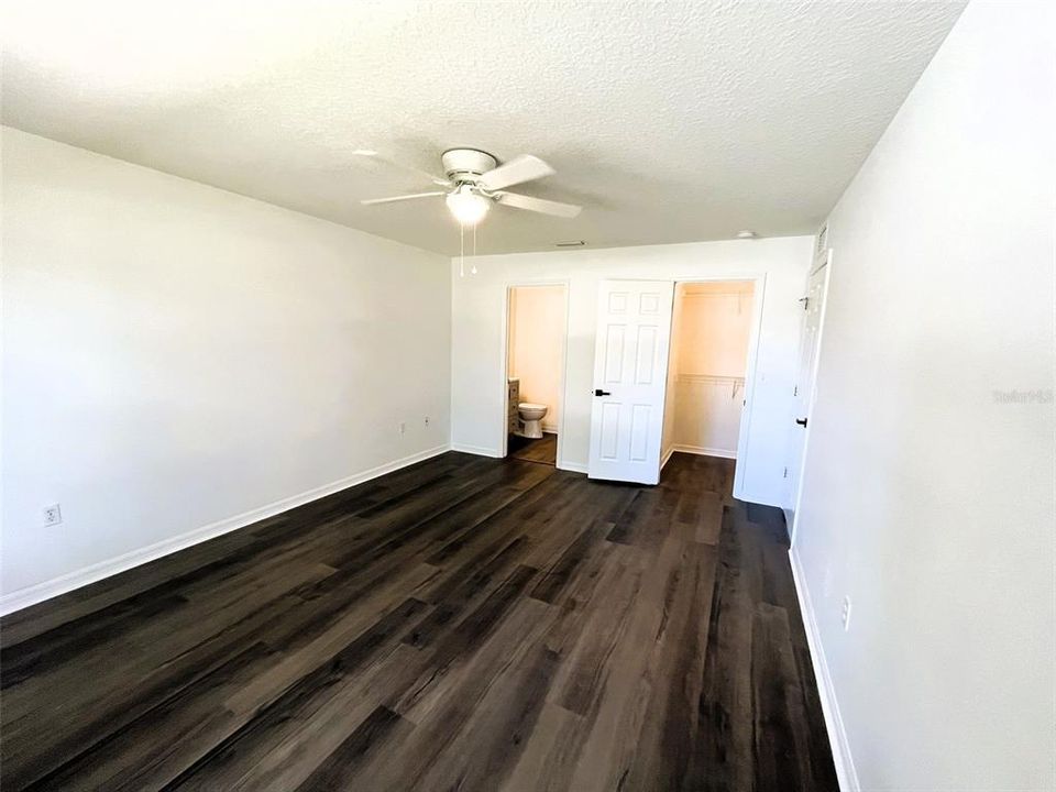 待售: $234,000 (3 贝兹, 2 浴室, 1356 平方英尺)