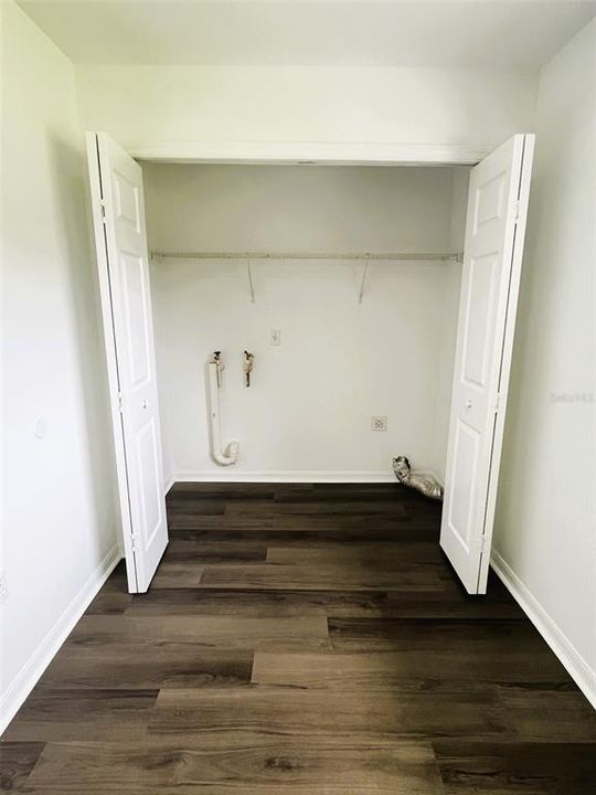 待售: $234,000 (3 贝兹, 2 浴室, 1356 平方英尺)