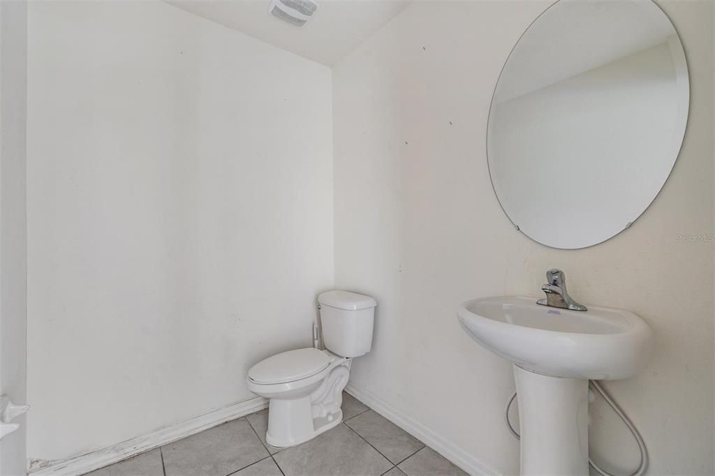 待售: $369,700 (4 贝兹, 2 浴室, 2328 平方英尺)