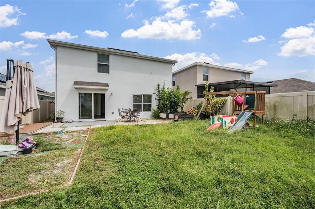 待售: $369,700 (4 贝兹, 2 浴室, 2328 平方英尺)