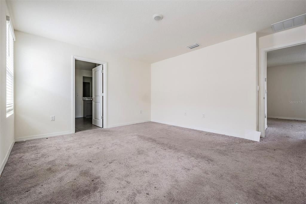 待售: $369,700 (4 贝兹, 2 浴室, 2328 平方英尺)