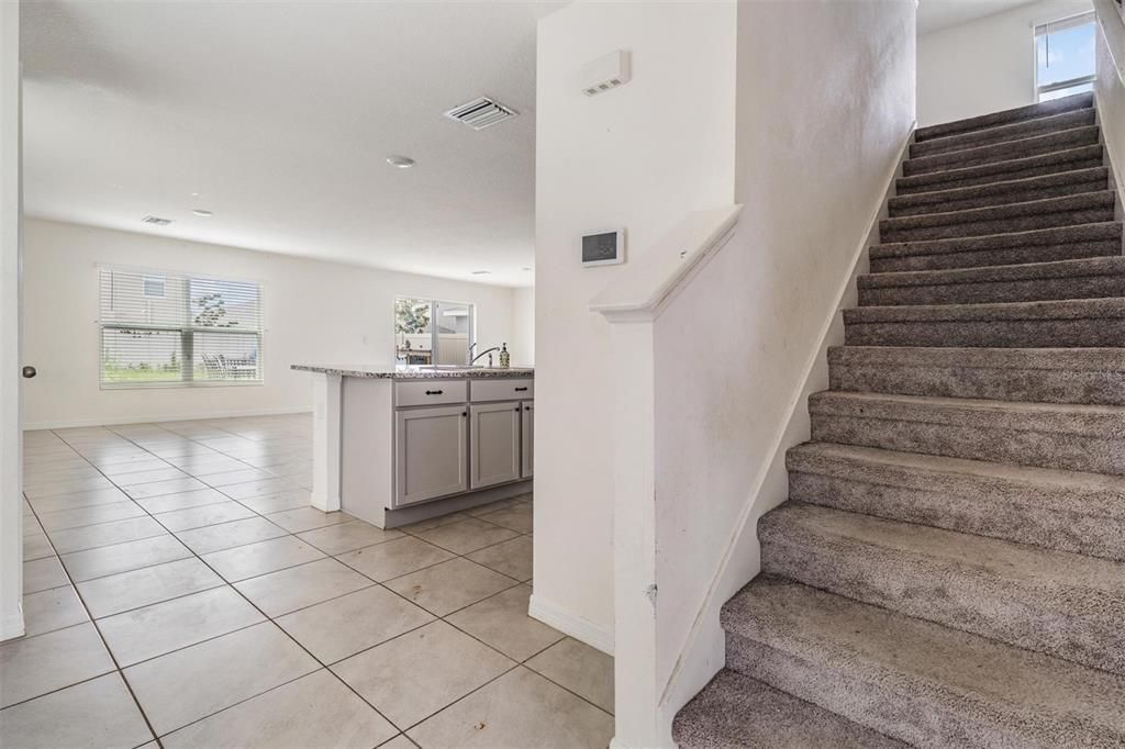 待售: $369,700 (4 贝兹, 2 浴室, 2328 平方英尺)