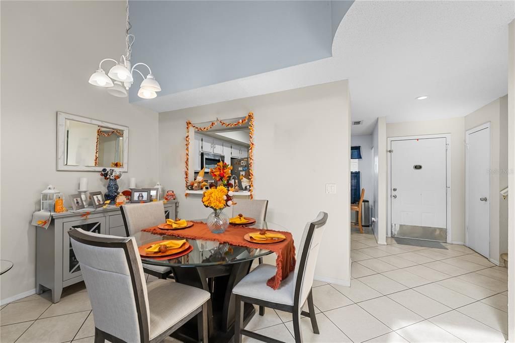 For Sale: $269,900 (3 beds, 2 baths, 1279 Square Feet)