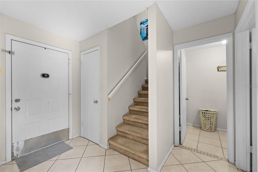 For Sale: $269,900 (3 beds, 2 baths, 1279 Square Feet)