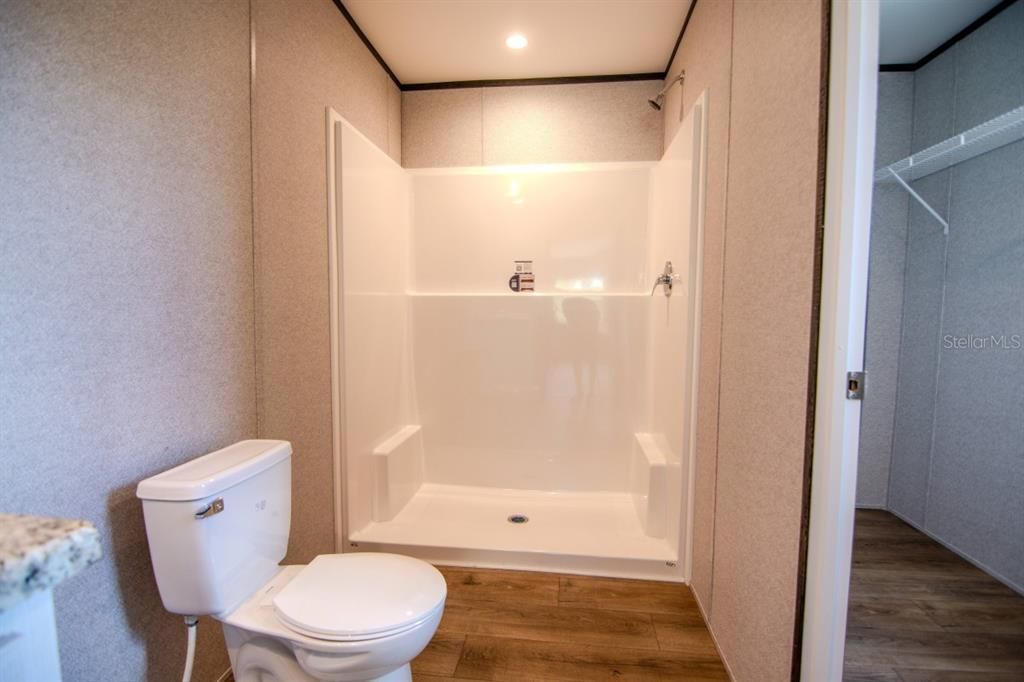 На продажу: $279,900 (3 спален, 2 ванн, 1493 Квадратных фут)