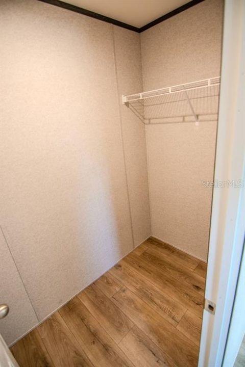 На продажу: $279,900 (3 спален, 2 ванн, 1493 Квадратных фут)