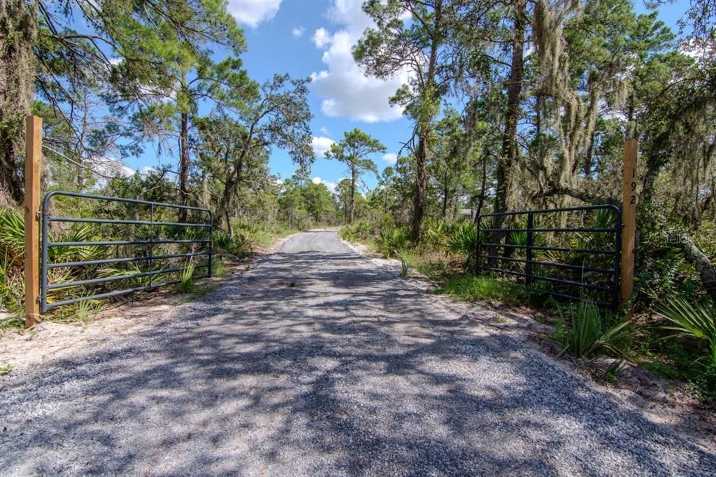 На продажу: $279,900 (3 спален, 2 ванн, 1493 Квадратных фут)