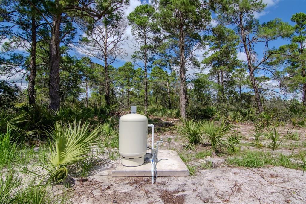 На продажу: $279,900 (3 спален, 2 ванн, 1493 Квадратных фут)