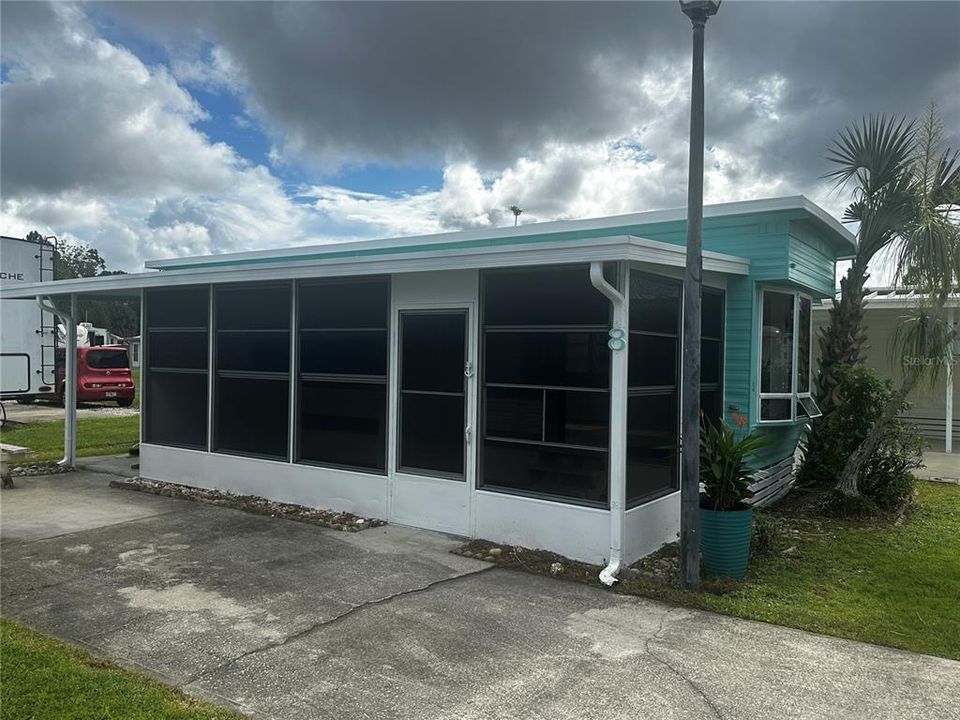 For Sale: $14,900 (1 beds, 1 baths, 450 Square Feet)