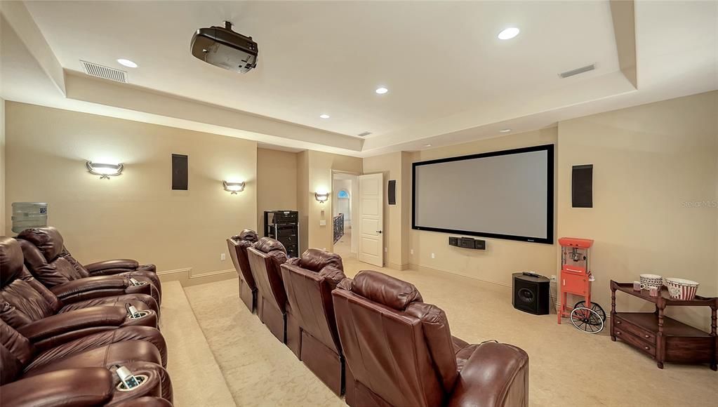 En Venta: $4,650,000 (4 camas, 5 baños, 7579 Pies cuadrados)