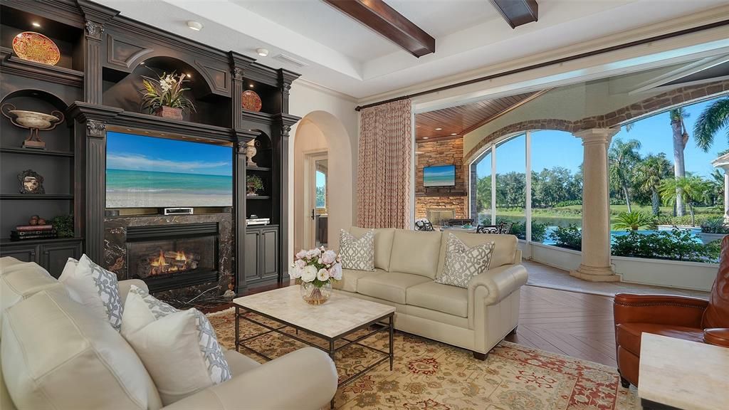 En Venta: $4,650,000 (4 camas, 5 baños, 7579 Pies cuadrados)