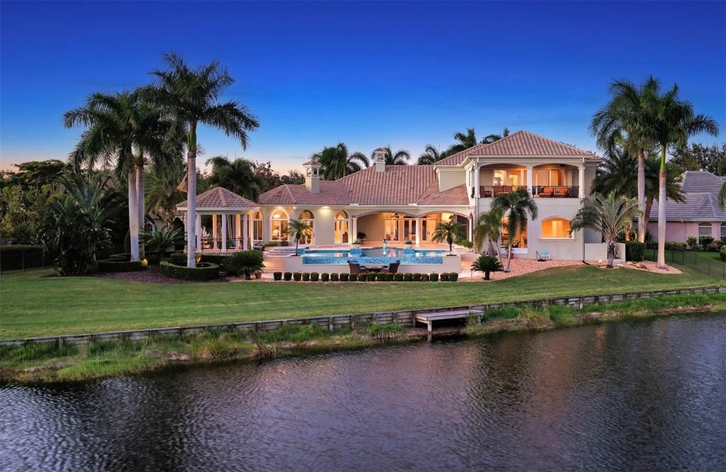 En Venta: $4,650,000 (4 camas, 5 baños, 7579 Pies cuadrados)