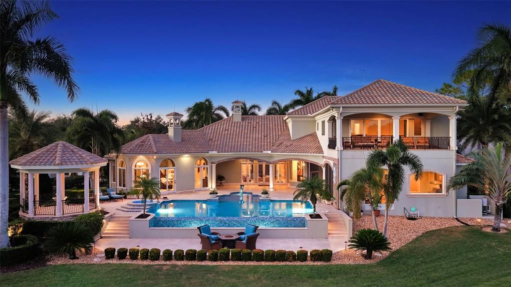 En Venta: $4,650,000 (4 camas, 5 baños, 7579 Pies cuadrados)