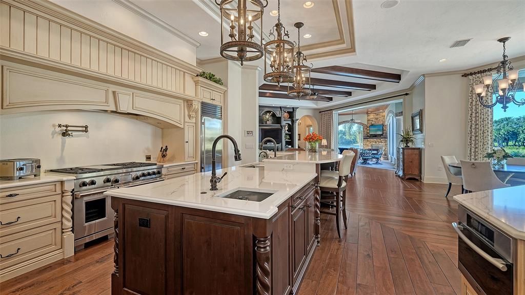 En Venta: $4,650,000 (4 camas, 5 baños, 7579 Pies cuadrados)