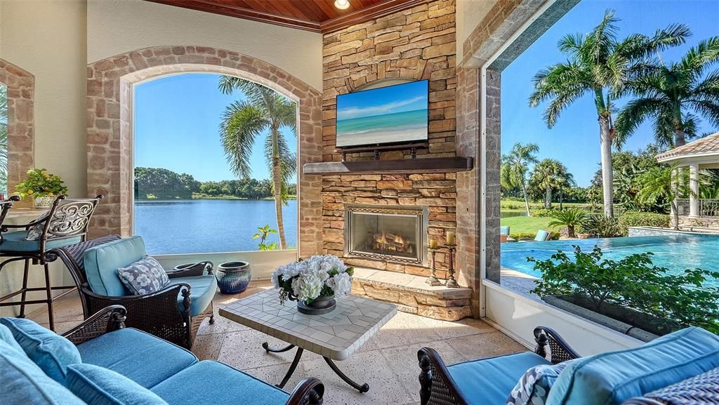 En Venta: $4,650,000 (4 camas, 5 baños, 7579 Pies cuadrados)