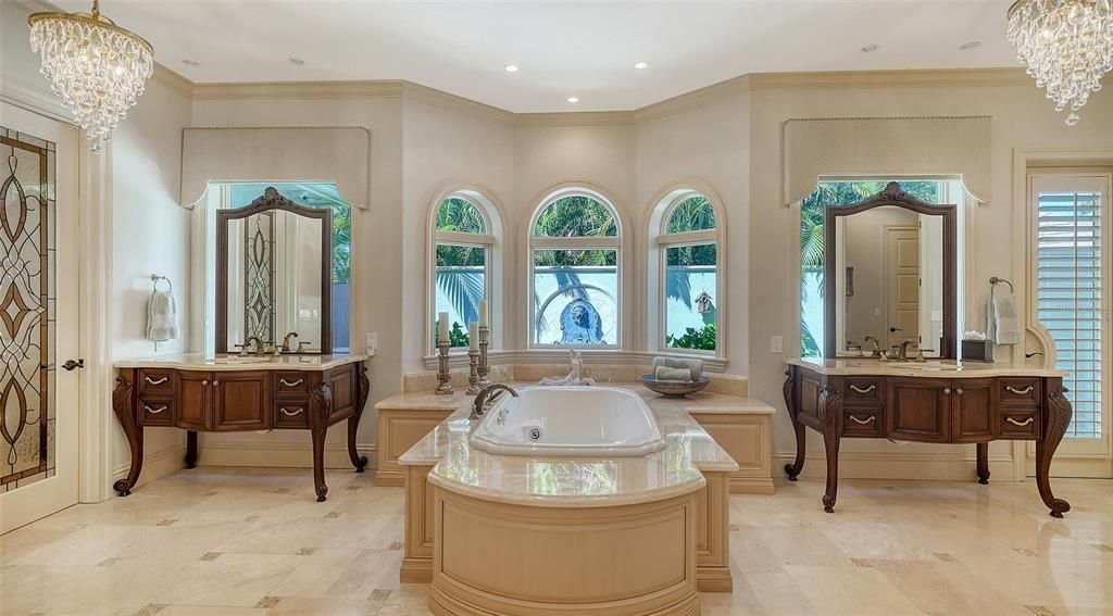 En Venta: $4,650,000 (4 camas, 5 baños, 7579 Pies cuadrados)