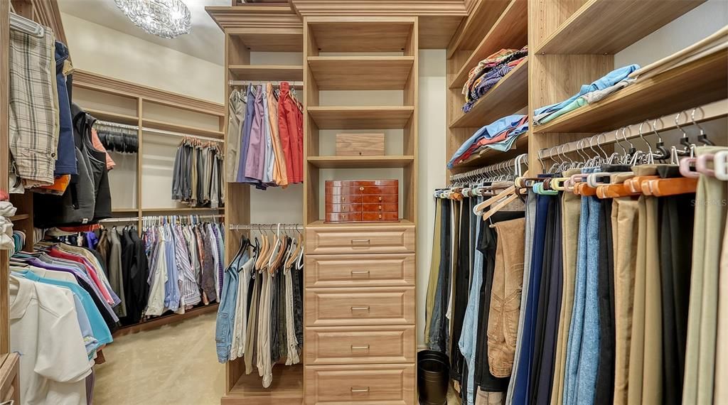 En Venta: $4,650,000 (4 camas, 5 baños, 7579 Pies cuadrados)