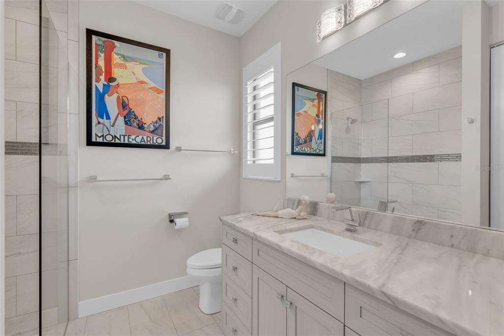 На продажу: $899,000 (3 спален, 3 ванн, 2499 Квадратных фут)