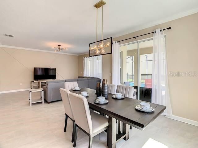 Под контрактом: $634,990 (6 спален, 5 ванн, 3275 Квадратных фут)