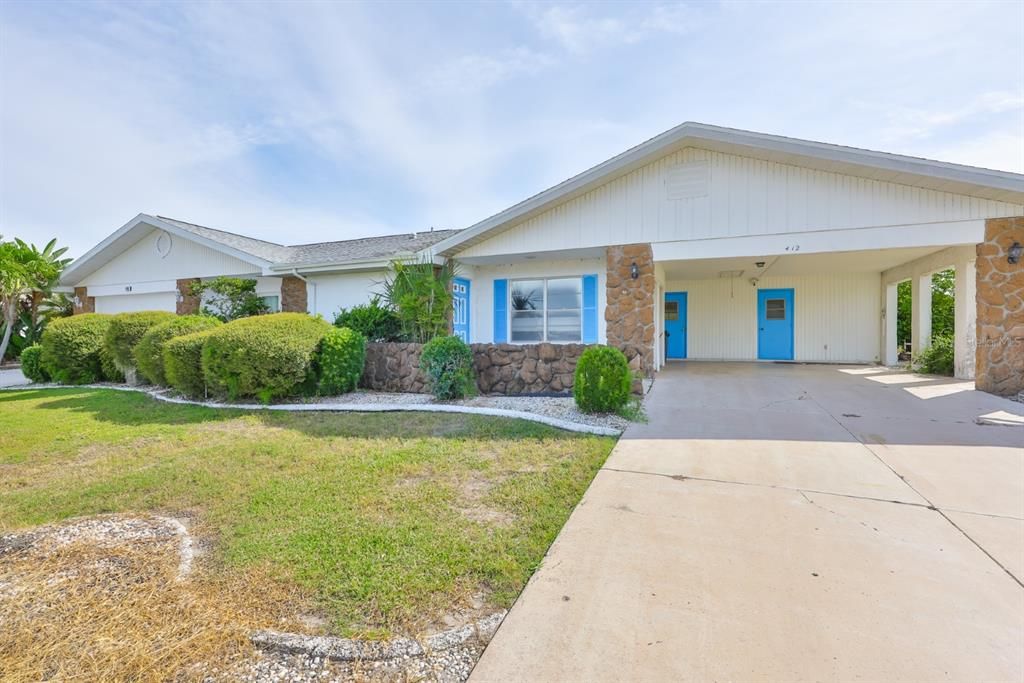 合同活跃: $190,000 (2 贝兹, 2 浴室, 1516 平方英尺)