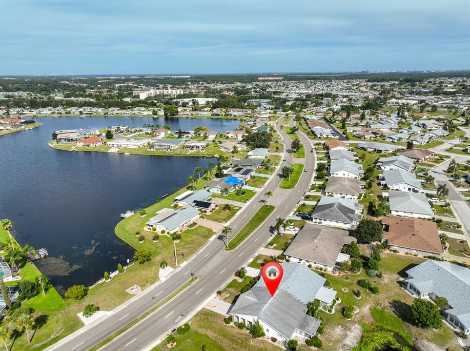 合同活跃: $190,000 (2 贝兹, 2 浴室, 1516 平方英尺)