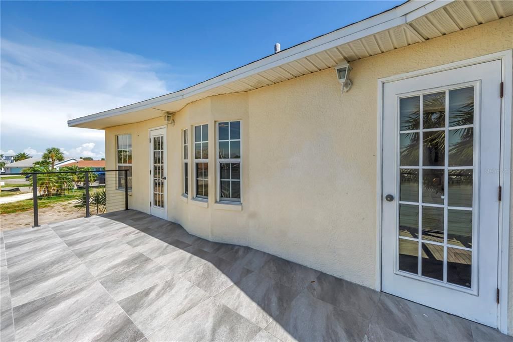 出租: $5,800 (4 贝兹, 4 浴室, 2270 平方英尺)