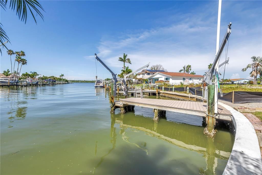 出租: $5,800 (4 贝兹, 4 浴室, 2270 平方英尺)