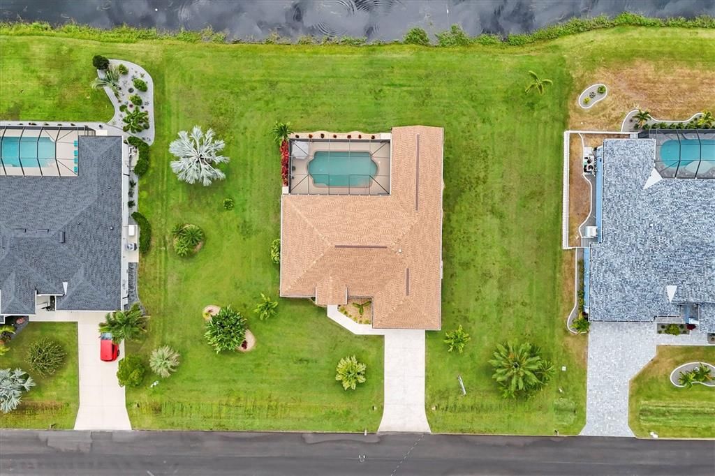 合同活跃: $449,900 (3 贝兹, 2 浴室, 1914 平方英尺)