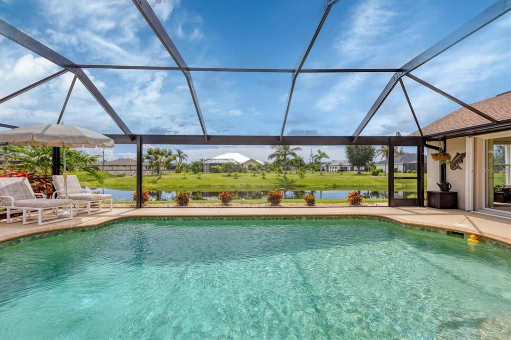 合同活跃: $449,900 (3 贝兹, 2 浴室, 1914 平方英尺)