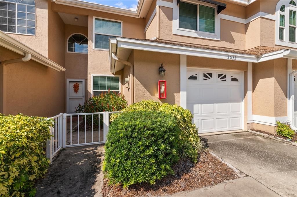 Active With Contract: $325,000 (3 beds, 2 baths, 1610 Square Feet)