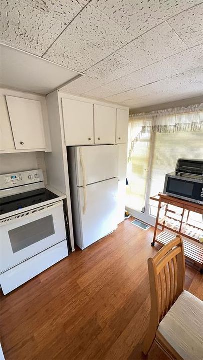 待售: $80,000 (1 贝兹, 1 浴室, 550 平方英尺)