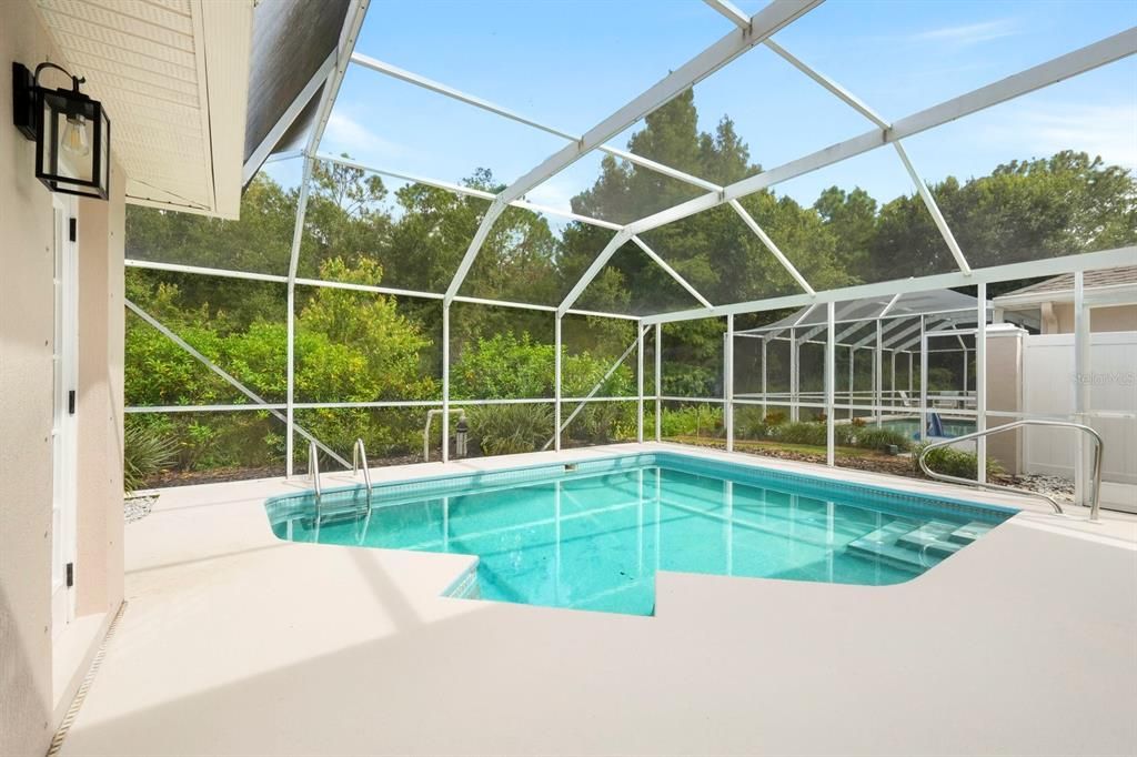 Active With Contract: $464,900 (3 beds, 2 baths, 1862 Square Feet)