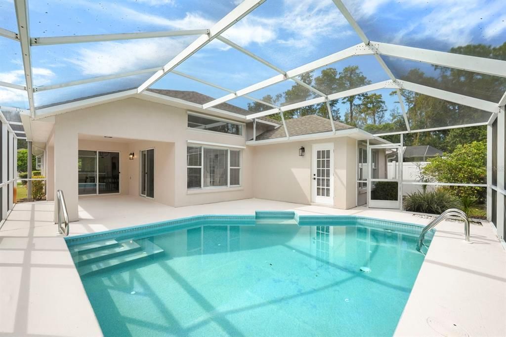 Active With Contract: $464,900 (3 beds, 2 baths, 1862 Square Feet)