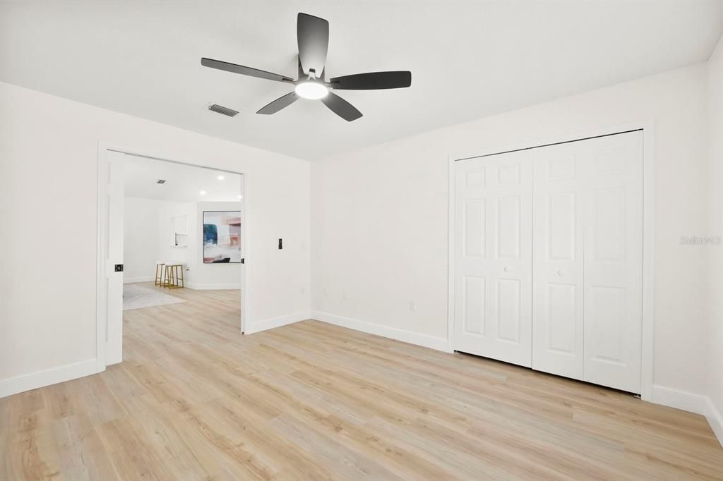 Active With Contract: $464,900 (3 beds, 2 baths, 1862 Square Feet)