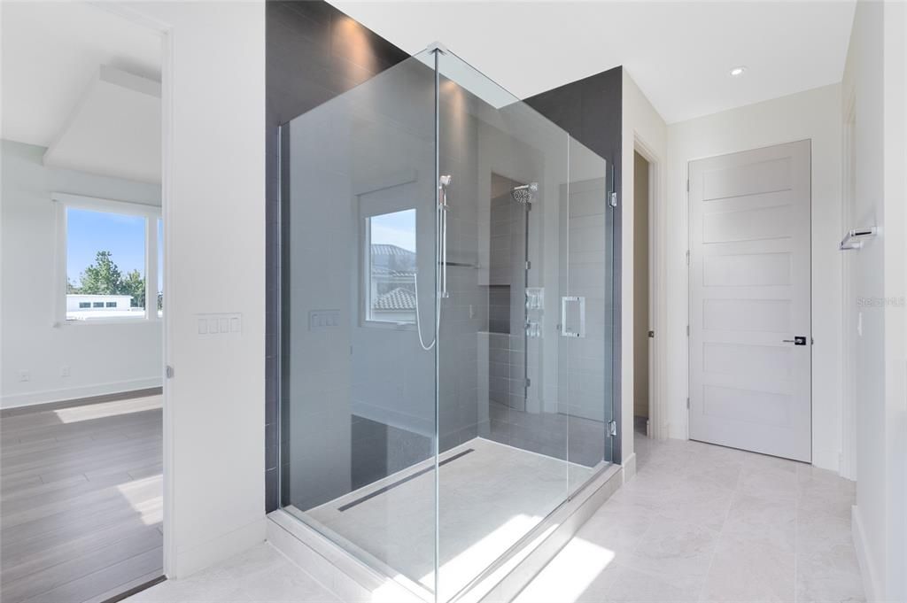 En Venta: $2,950,000 (5 camas, 4 baños, 4519 Pies cuadrados)