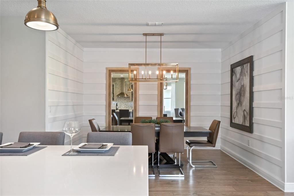 Под контрактом: $3,150 (5 спален, 3 ванн, 3197 Квадратных фут)