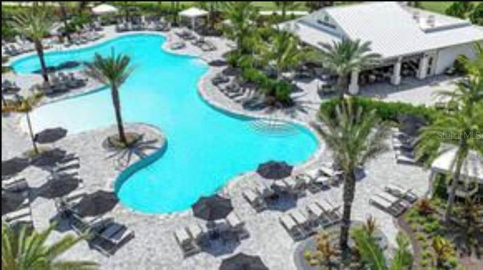 Под контрактом: $3,150 (5 спален, 3 ванн, 3197 Квадратных фут)