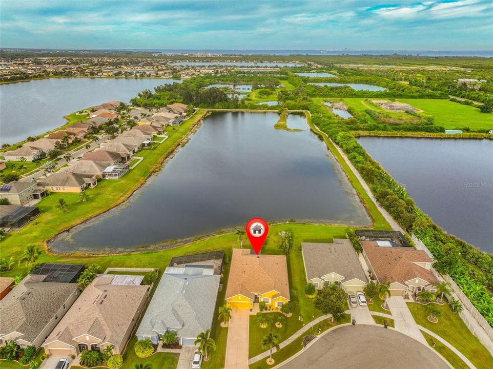 En Venta: $429,999 (4 camas, 2 baños, 2653 Pies cuadrados)