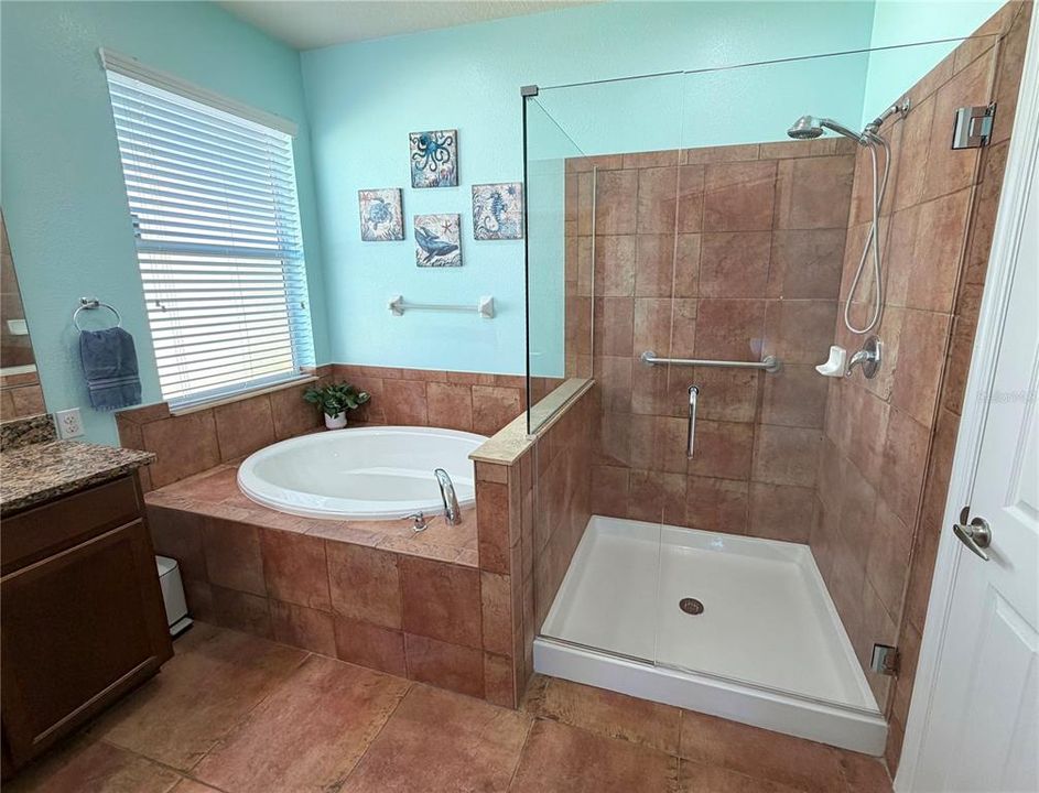 En Venta: $429,999 (4 camas, 2 baños, 2653 Pies cuadrados)